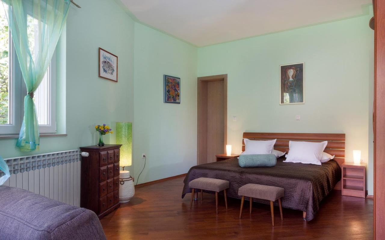 Villa Alesa Tučepi Exterior foto